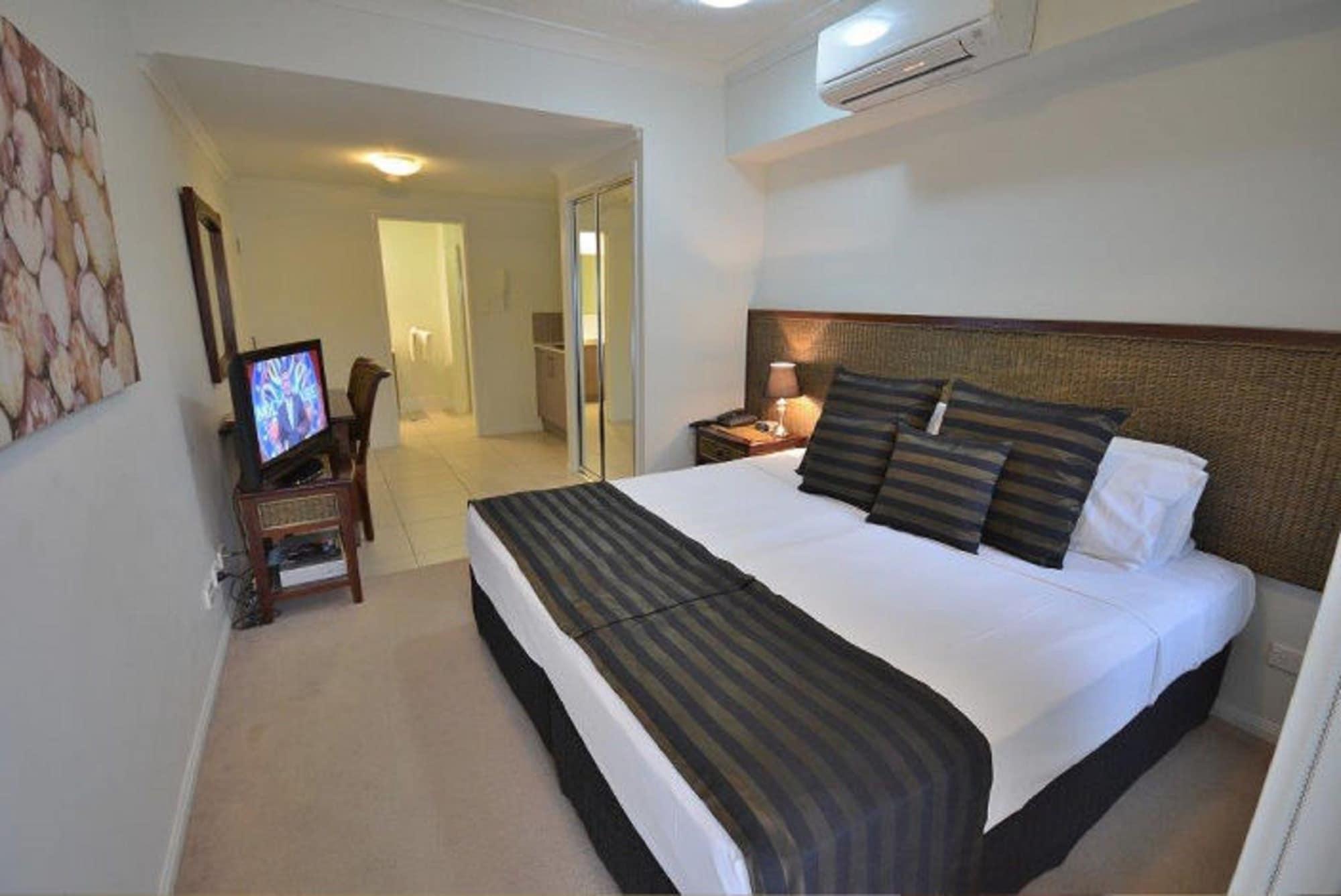 Elysium Apartments Palm Cove Esterno foto