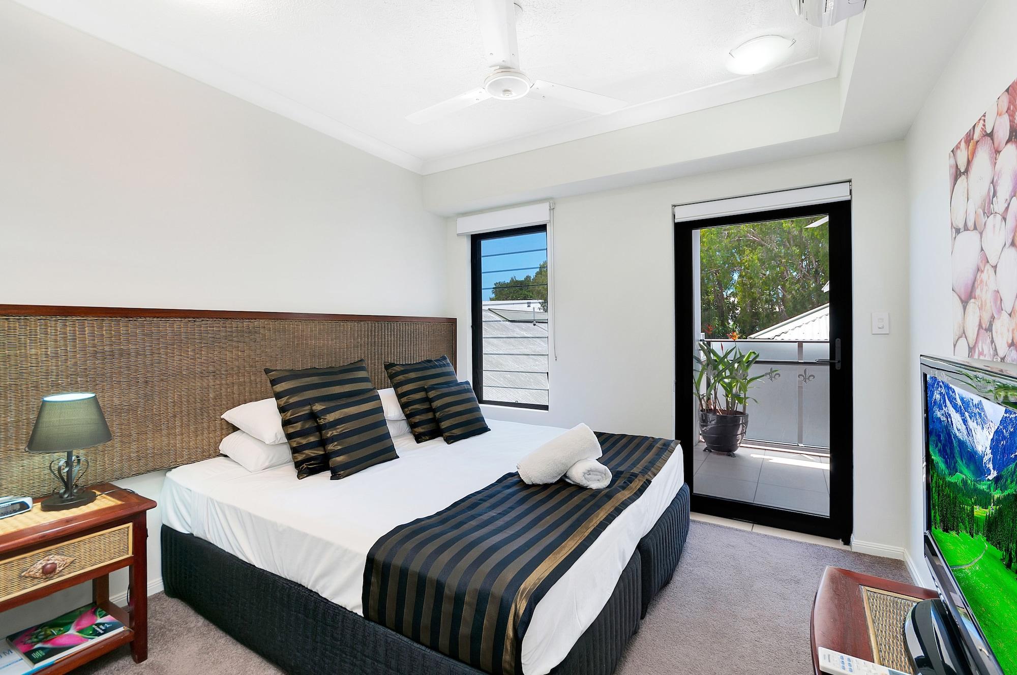 Elysium Apartments Palm Cove Esterno foto