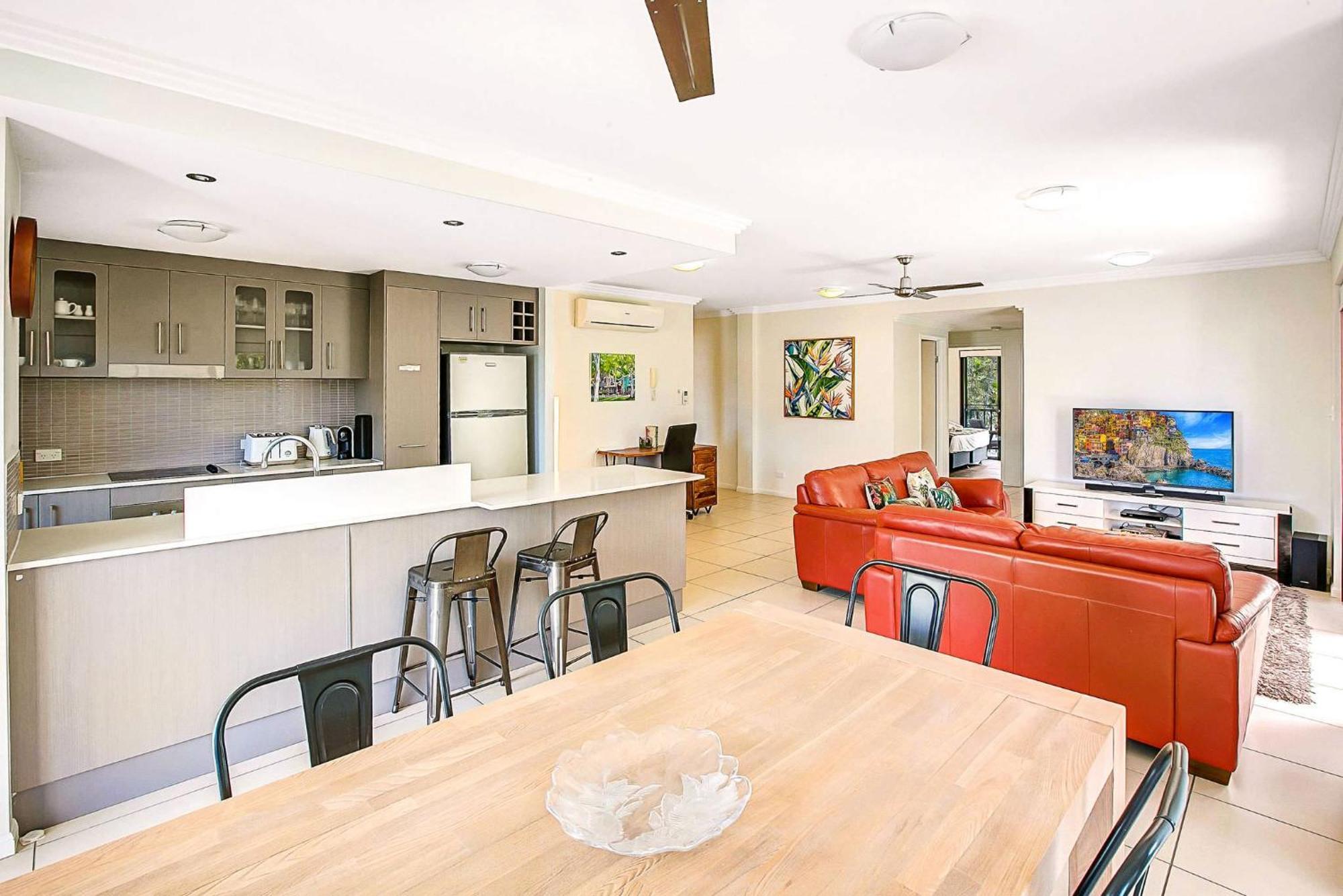 Elysium Apartments Palm Cove Esterno foto