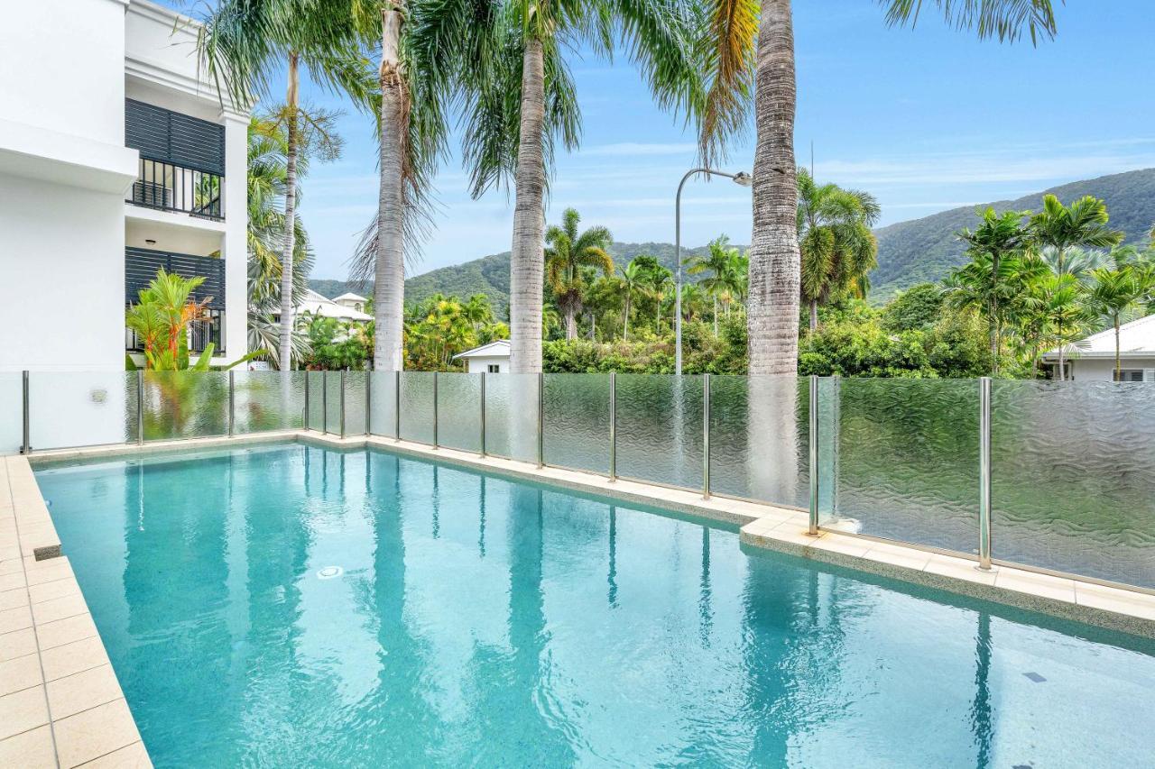 Elysium Apartments Palm Cove Esterno foto