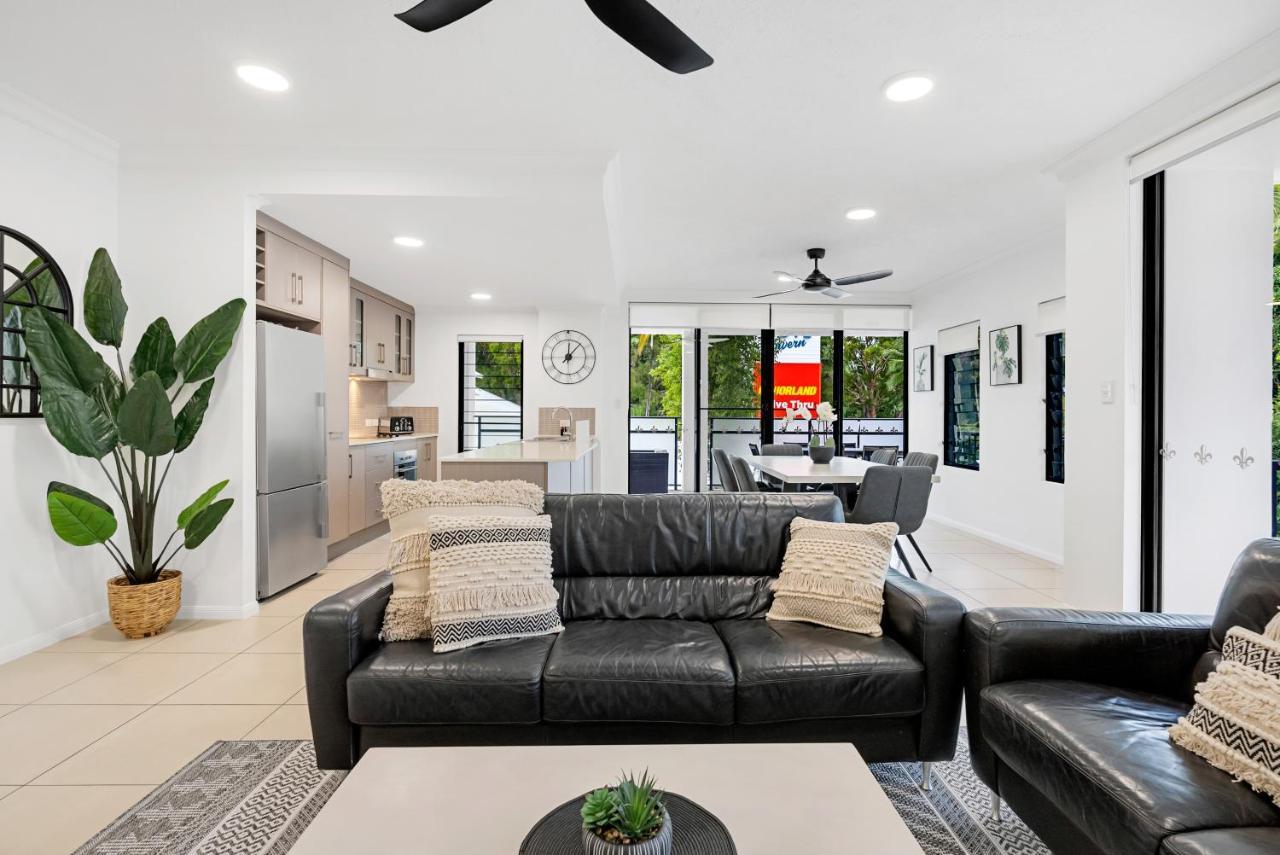 Elysium Apartments Palm Cove Esterno foto