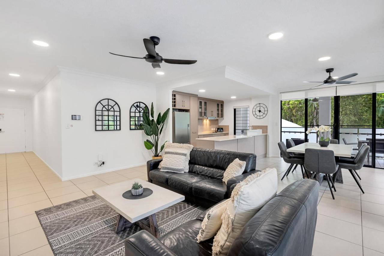 Elysium Apartments Palm Cove Esterno foto