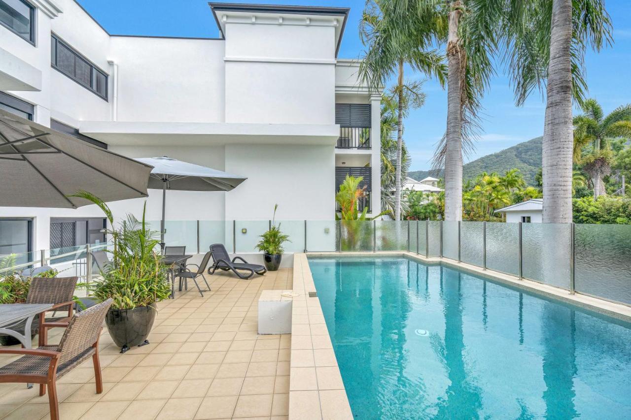 Elysium Apartments Palm Cove Esterno foto