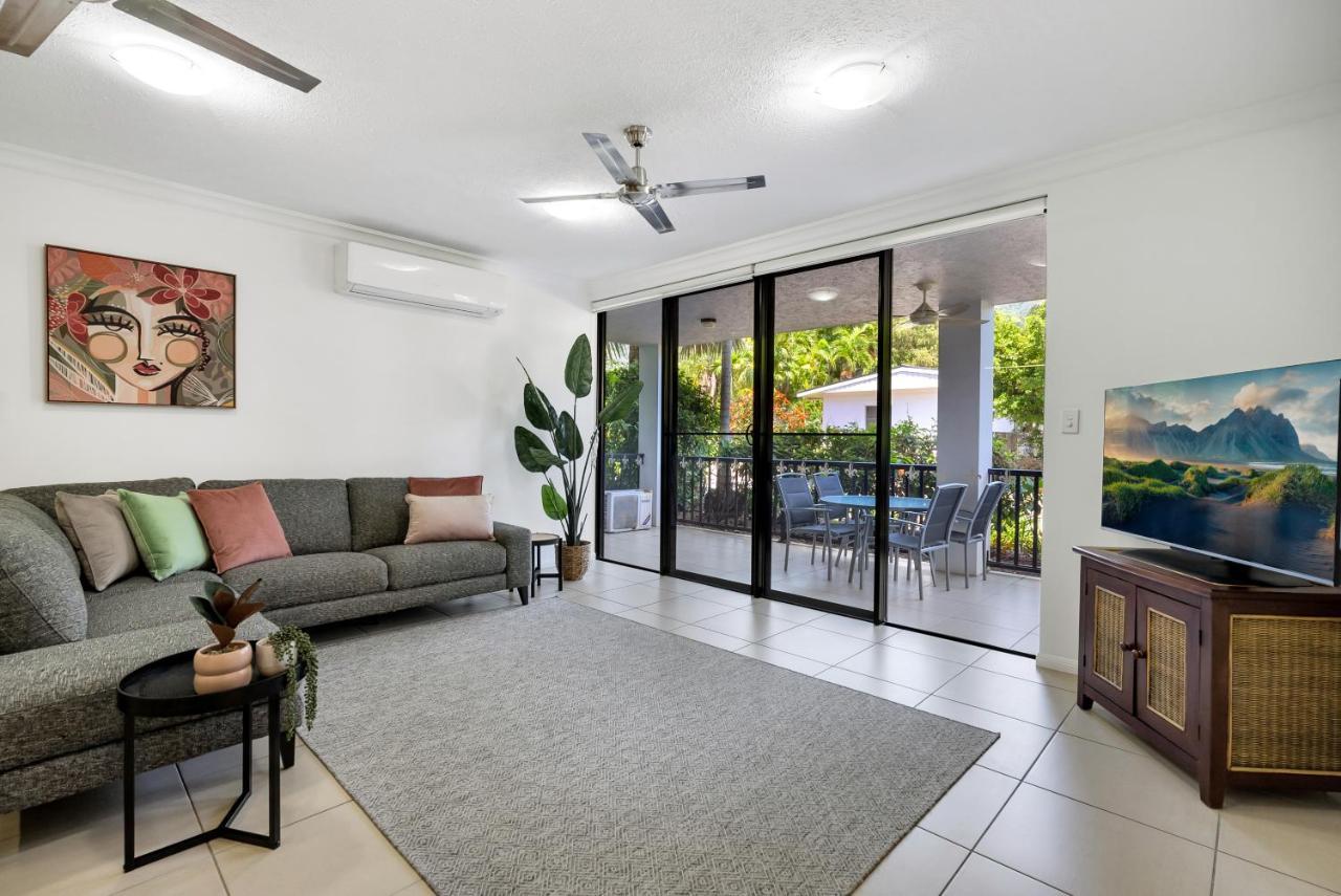 Elysium Apartments Palm Cove Esterno foto